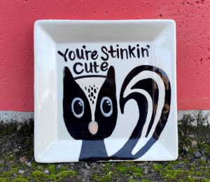 Metro Pointe Skunk Plate